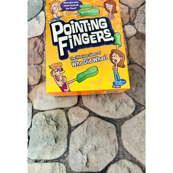 2 KIDS BOARD GAMES(U BUILD MONOPOLY-POINTING FINGERS) - Picture 3 of 9